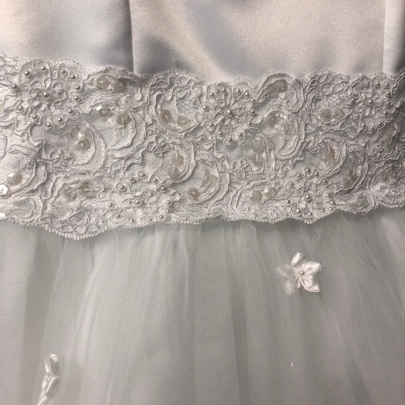 White Dress - Picture 4 of 6